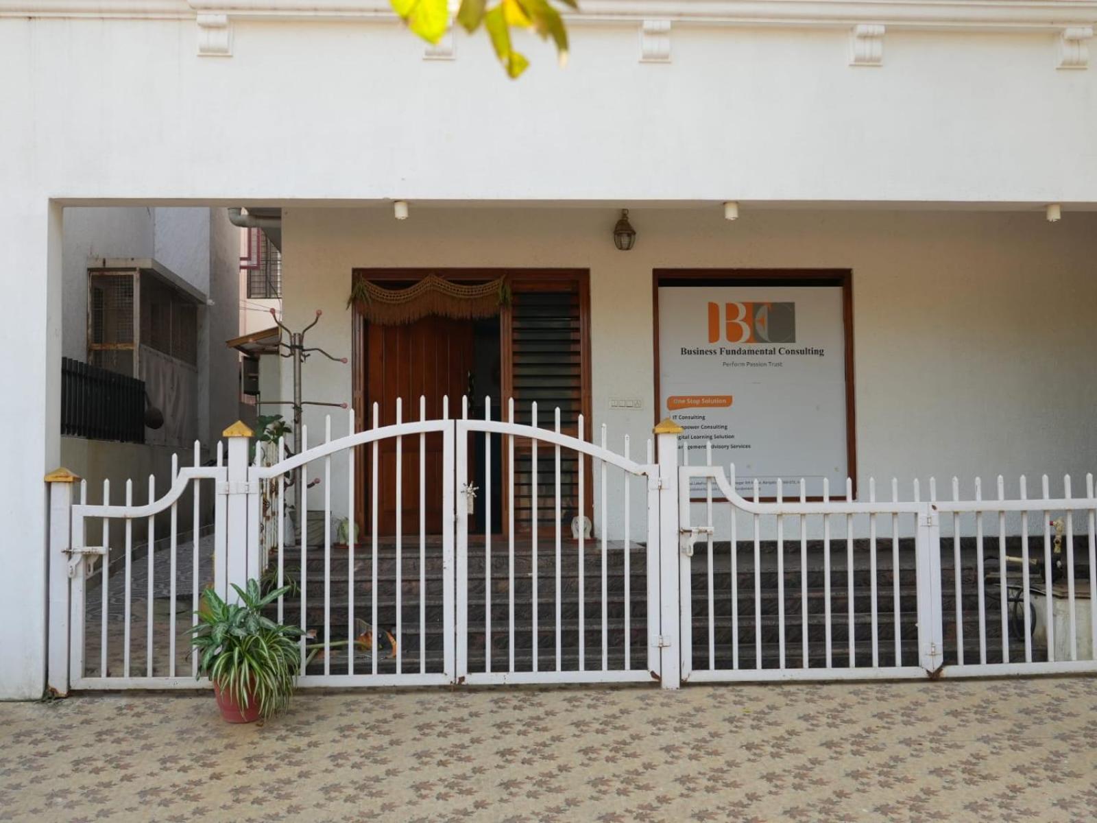 Hotel French Courtyard House Bangalore Exterior foto